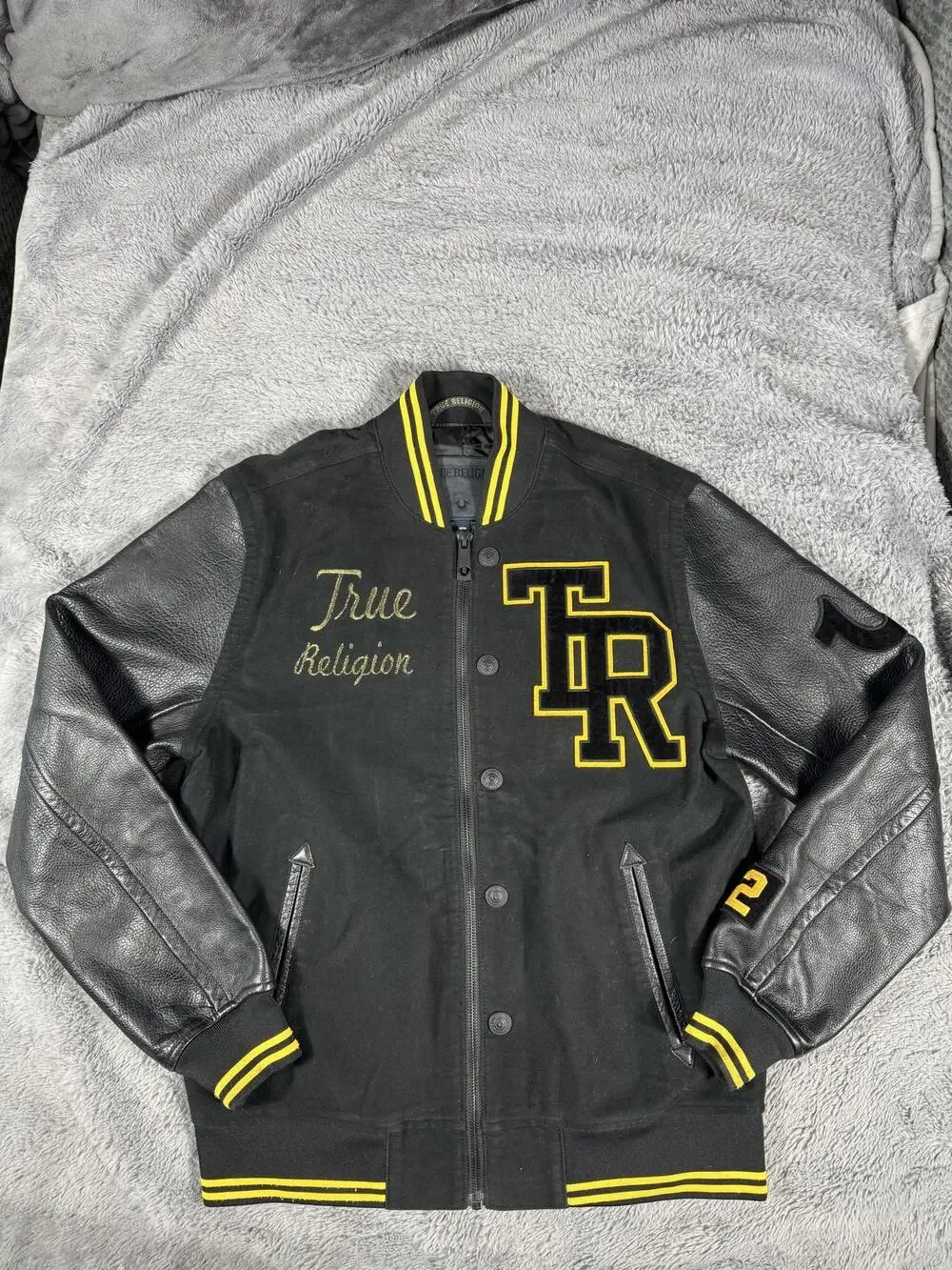 True Religion Varsity Jacket Mens Medium Black Leather Sleeves Skull Graphic